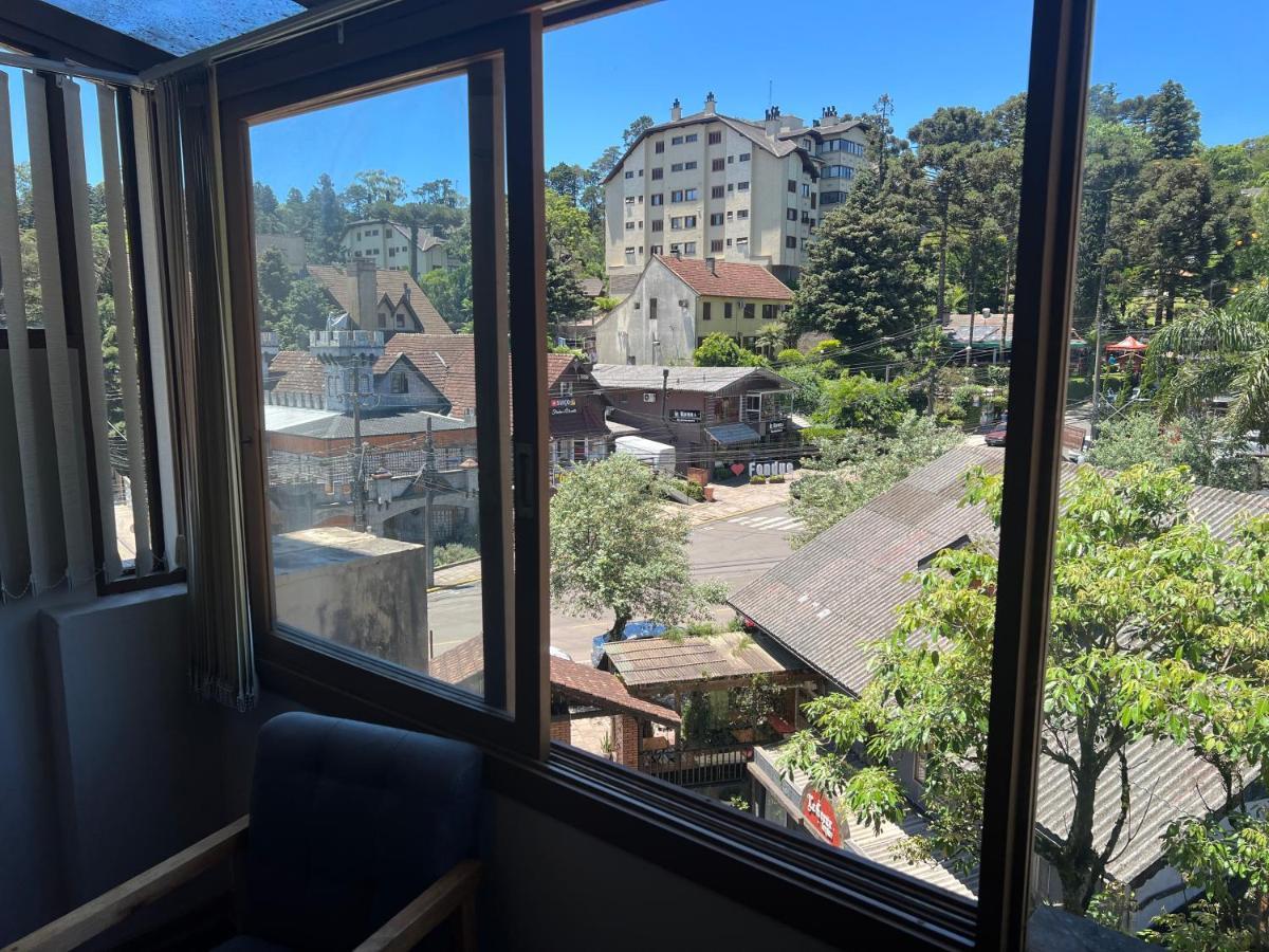 Ferienwohnung Amplo Apartamento A 200M Da Rua Coberta Gramado Exterior foto