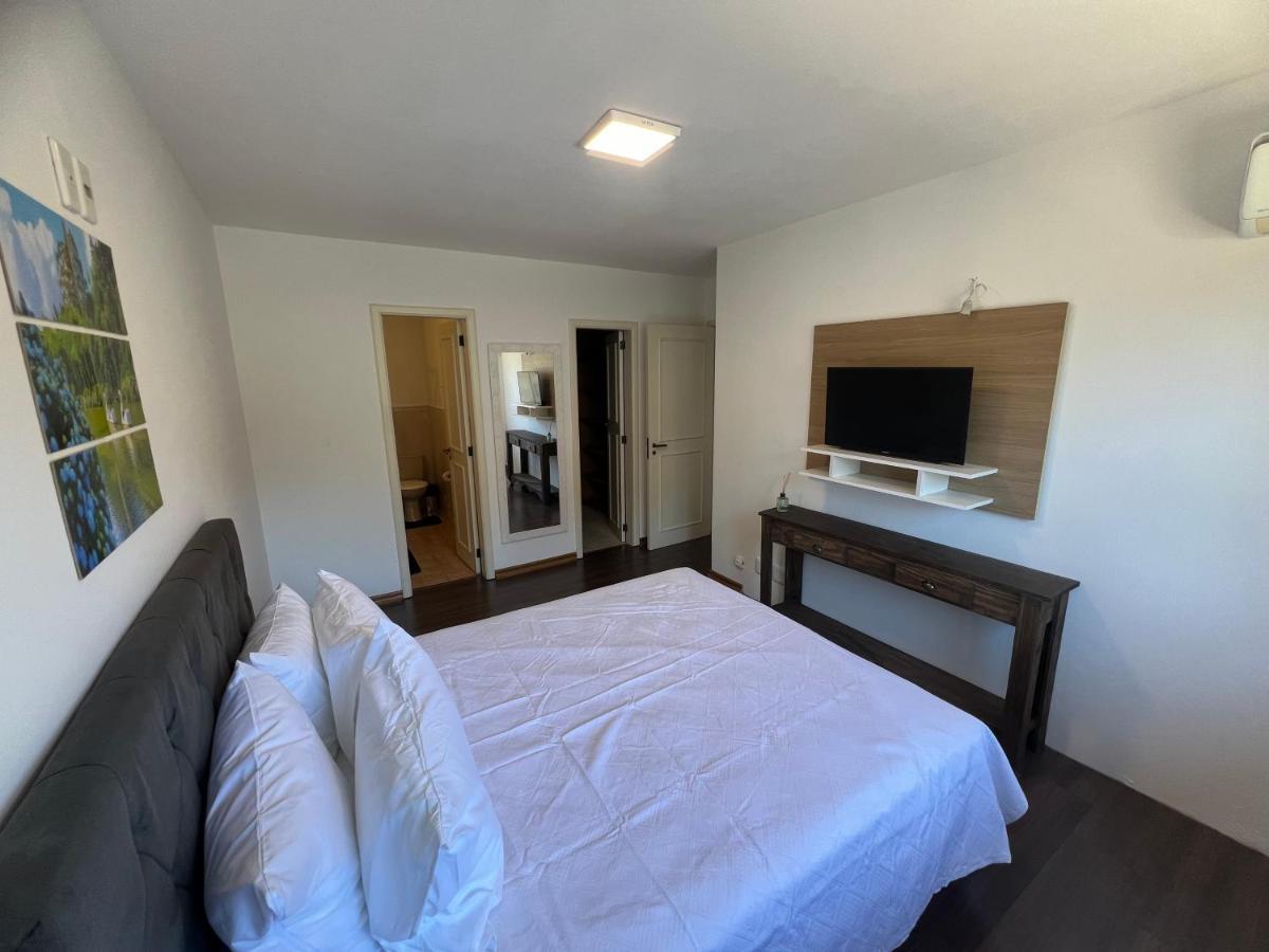 Ferienwohnung Amplo Apartamento A 200M Da Rua Coberta Gramado Exterior foto